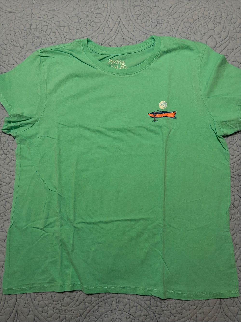 New York & Company Women’s Short Sleeve Tee in Green with Canoe Motif